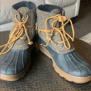 Sperry Booties